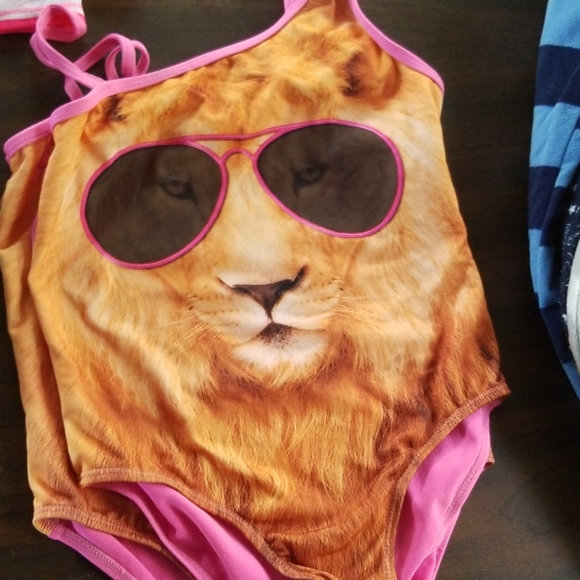 Girls clothes size 8 and up - Picture 1 of 8